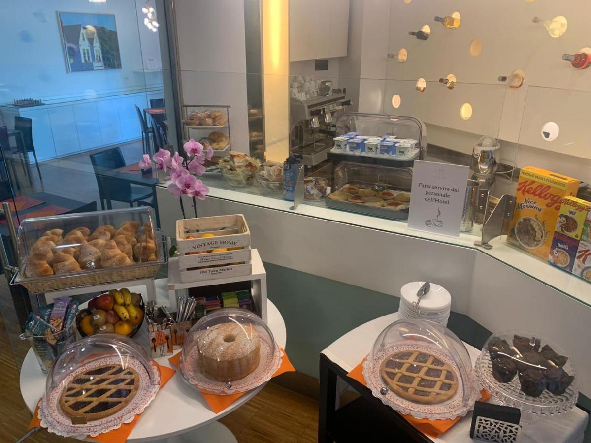 德尔肯堤酒店 丰迪 外观 照片